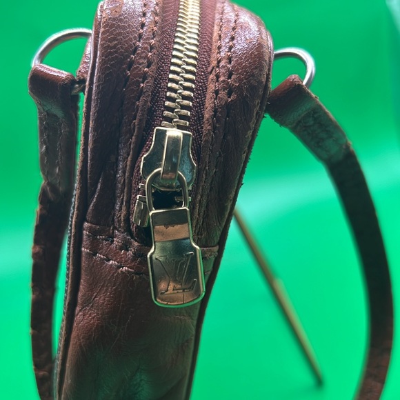 Vintage Louis Vuitton Pouchette Wristlet - Picture 15 of 15